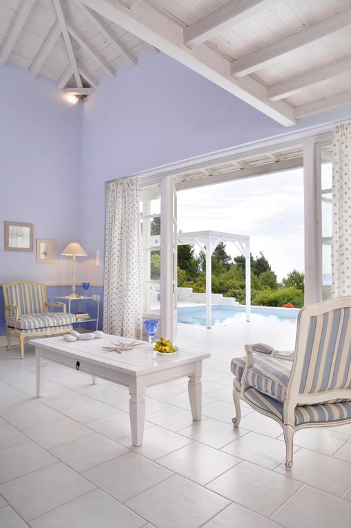 Anemolia Villas With Private Pools Near The Most Beautiful Beaches Of Alonissos Isomata Ngoại thất bức ảnh