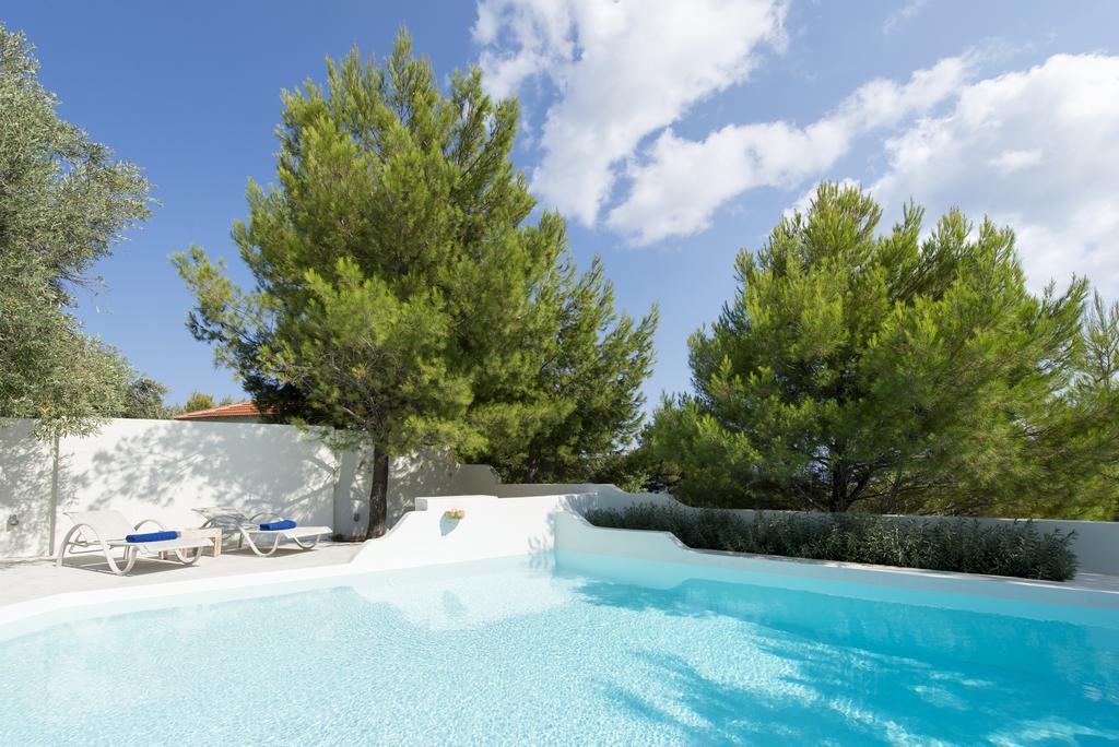 Anemolia Villas With Private Pools Near The Most Beautiful Beaches Of Alonissos Isomata Ngoại thất bức ảnh